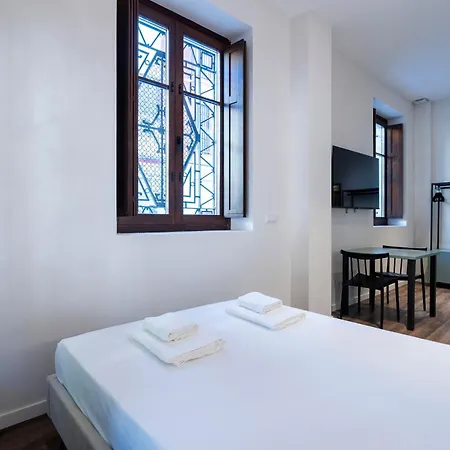 Otel Vlc Host - Reina 168