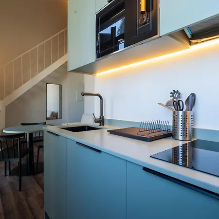 Hotel Vlc Host - Reina 168