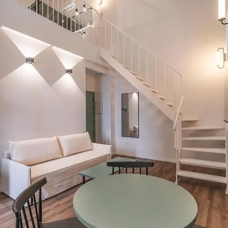 Vlc Host - Reina 168 酒店 *