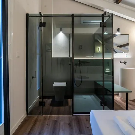 酒店 Vlc Host - Reina 168 *