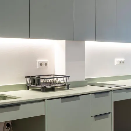 酒店 Vlc Host - Reina 168